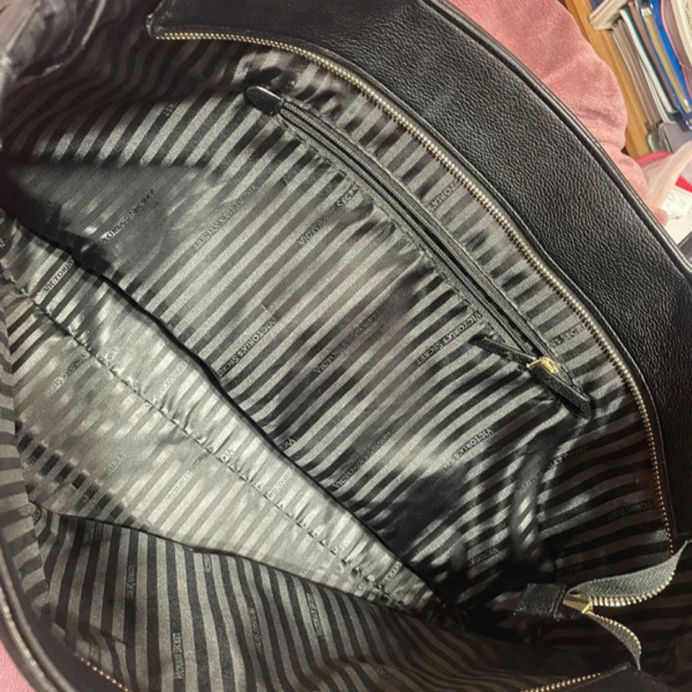 Victoria Secret Black Tote Purse Bag and matching wallet - Picture 16 of 16